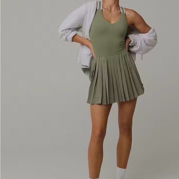 aerie Dresses & Skirts - Aerie OFFLINE Keep It Cool Pleated Mini Athletic Dress